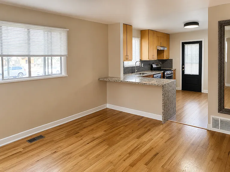 3224 N Milwaukee St — Photo 2