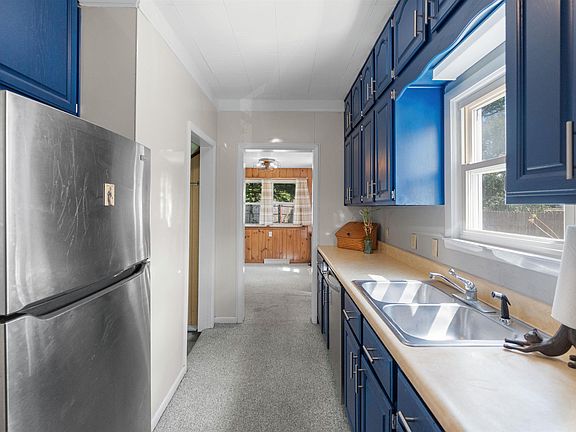 5th image of 1321 Audrey St