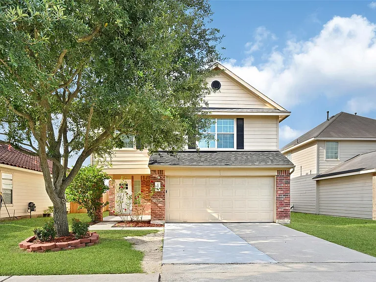 13218 Ambrosa Dr — Photo 2