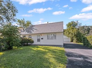 243A Arcadia St, Park Forest, IL 60466