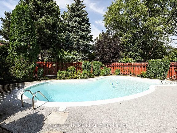 2nd image of 21 Mitre Pl