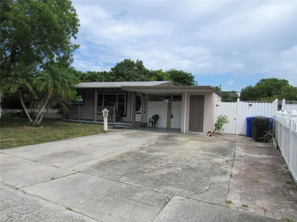 2016 SW 37th Ave #1, Fort Lauderdale, FL 33312