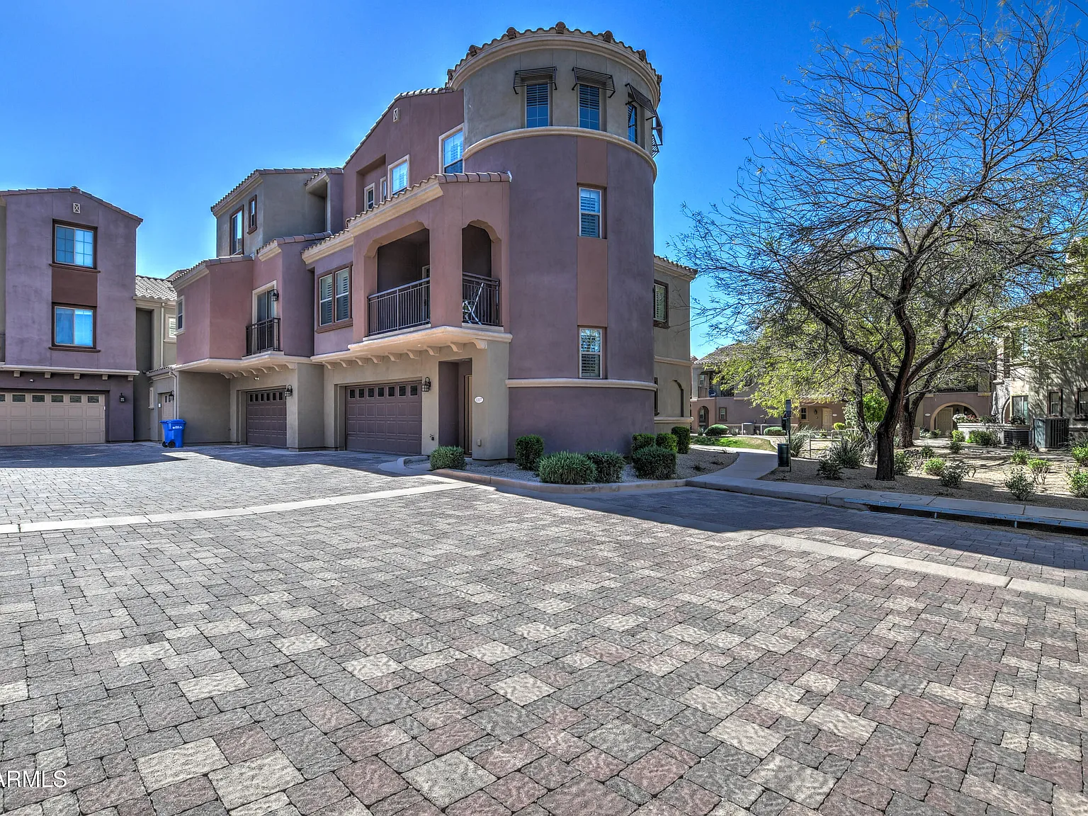 2 bed, 1700 sqft, $2,800 — Photo 3