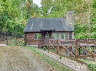 610 Amber Dr, Bakersville, NC 28705