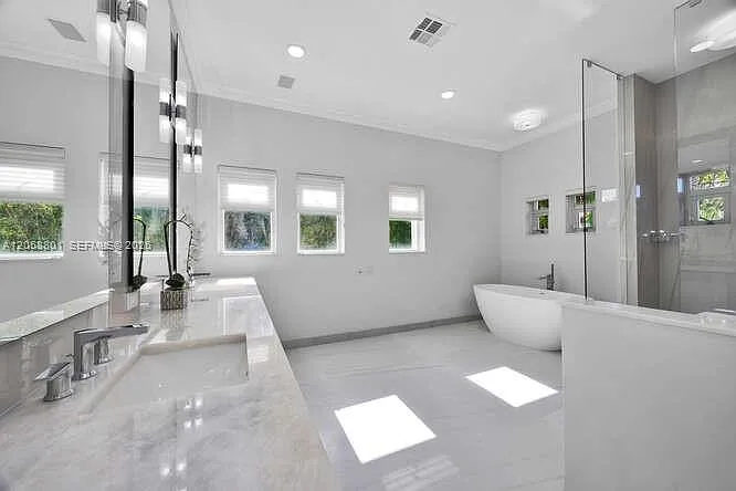 621 N Mashta Dr — Photo 19