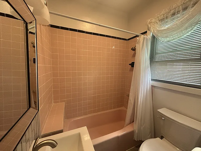 61 Locust Ave #2 — Photo 9