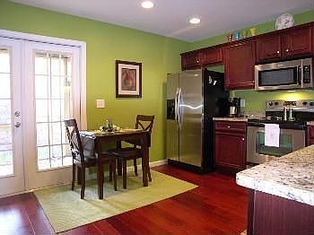 4th image of 1299 Crown St NW
