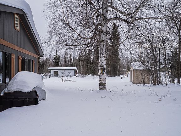 4th image of 3815 Tanada Rd
