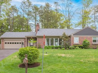 345 Collins Dr, Springfield, PA 19064