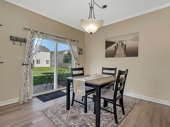 5th image of 7000 Creekside Dr