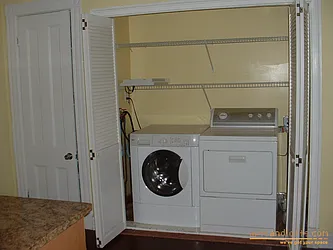 Rented by aptsandlofts.com