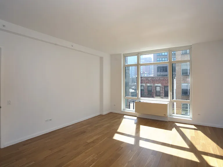 55 Thompson St #603 — Photo 4