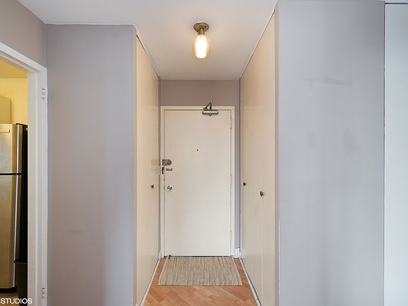 3rd image of 1360 N Sandburg Ter APT 1605C