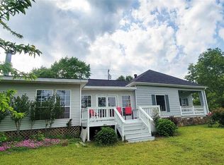 44 Oak St W, Higden, AR 72067