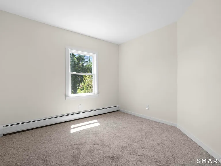 704 Maple St #704 — Photo 15