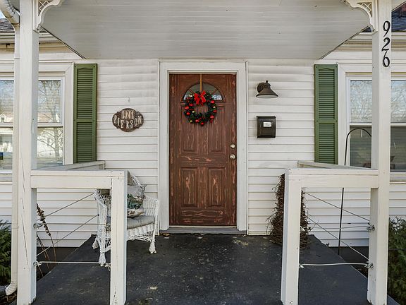 2nd image of 926 Darley Dr