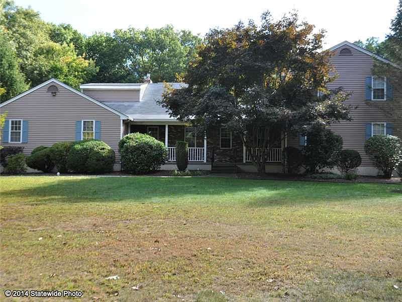 1st image of 12 Garwaine Dr