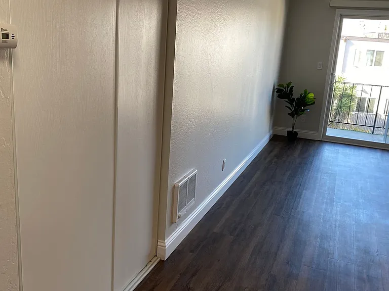 378 Van Buren - Renovated 2bed and 1bed units - Beautiful Building! — Photo 95