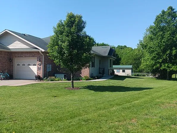 340 Kimballs Garden Cir, Nauvoo, IL 62354