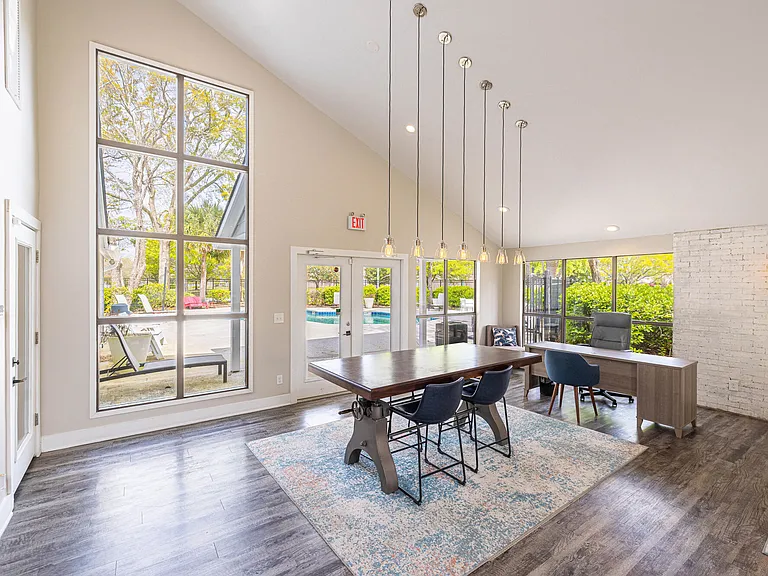 Ellevate North Charleston — Photo 16