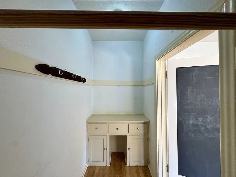 665 Imogen Ave — Photo 6