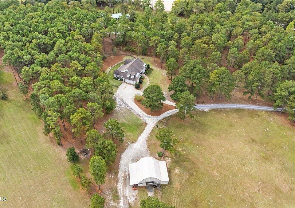 1st image of 155 Hunting Horn Lane