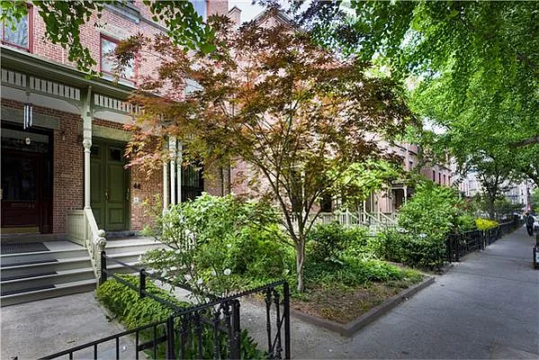 Rented by Metropolitan Res. Partners | media 31