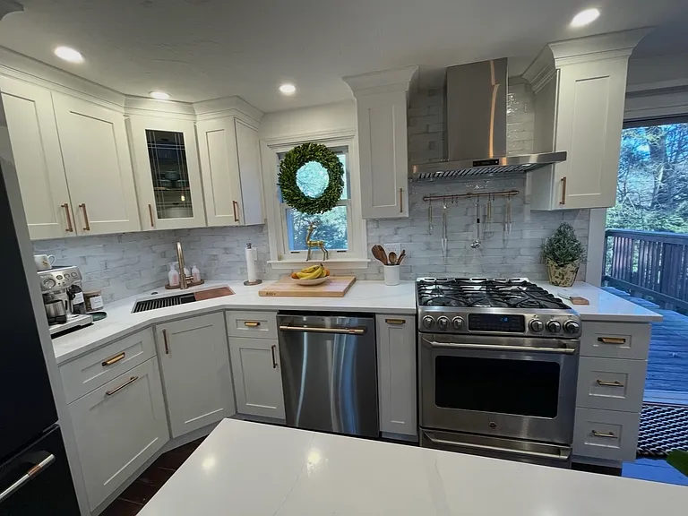 17 Shawmut Ave — Photo 6