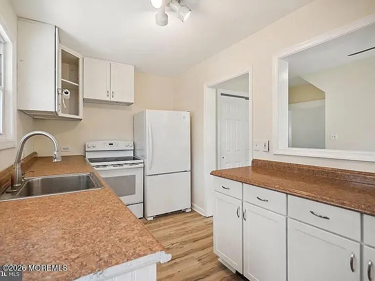 629 Johnston Ave — Photo 7