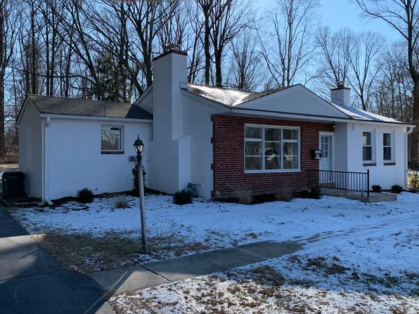 10 W Rhodes Ave, West Chester, PA 19382