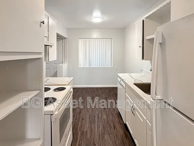 1938 Ethan Way #9 — Photo 9