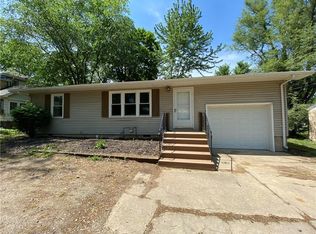 104 N Hughes St, Windsor, MO 65360