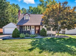 2127 Hermosa Dr, Youngstown, OH