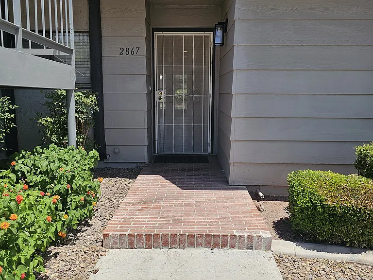 2867 Bamboo Ct — Photo 2