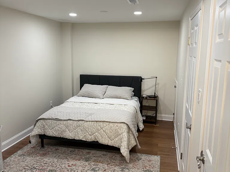 Bedroom (Partially furnished)