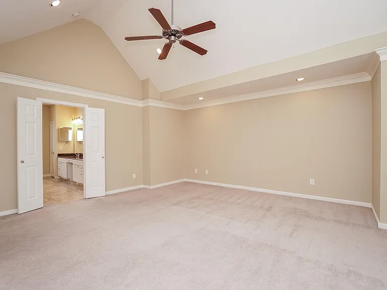 5730 Kansas St #B — Photo 18