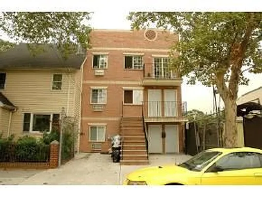 Sold by Unique Homes Realty Inc. | media 1