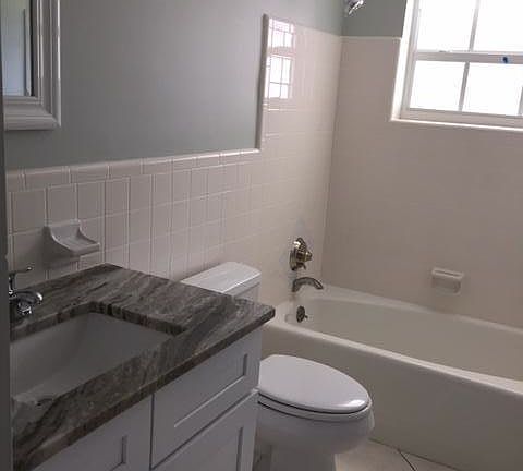 3rd image of 118 SE 31st Ave