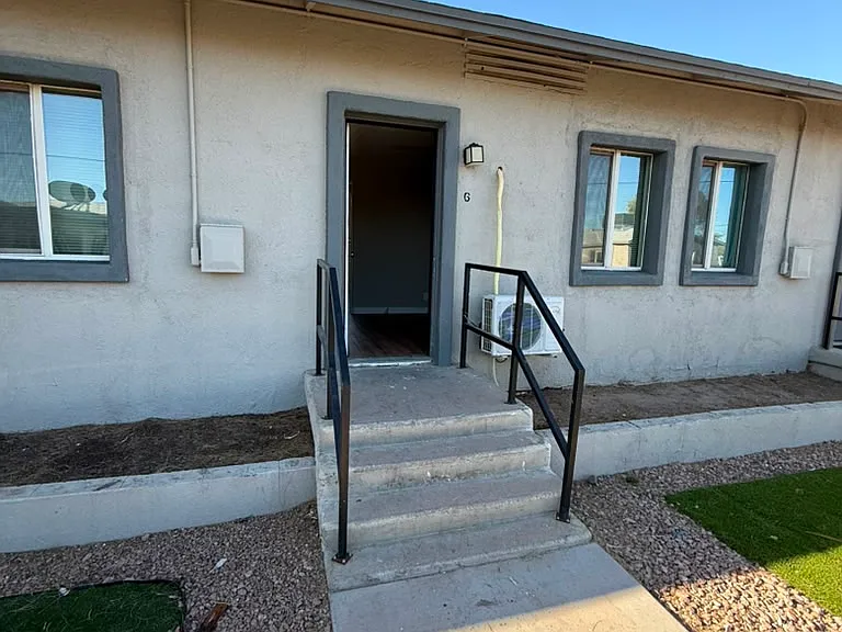 48 W Tamarisk St #6 — Photo 1