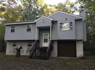 102 Flatbrook Way, Milford, PA 18337