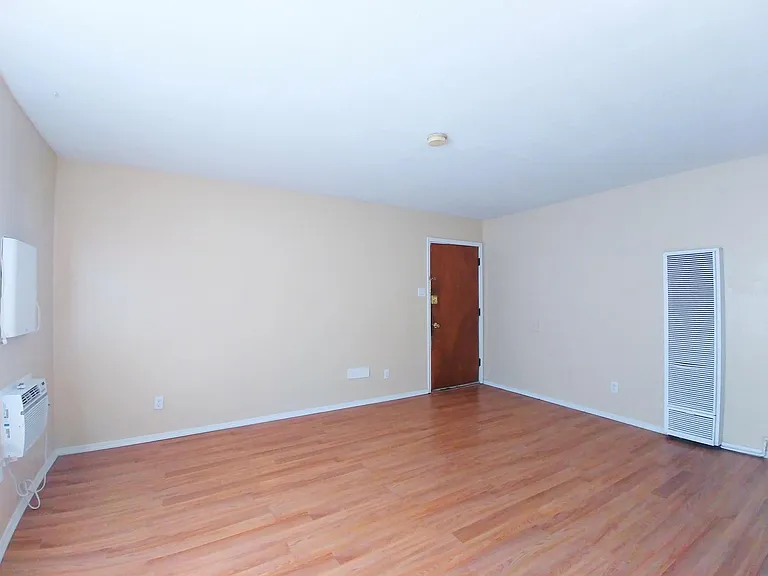 Updated Studio Tucked off the Beaten Path Just 3 Blocks to UNM — Photo 13