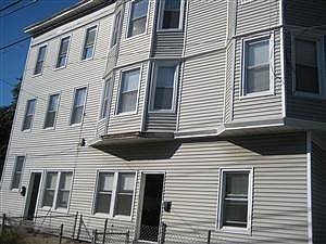 2nd image of 573 Stillman St