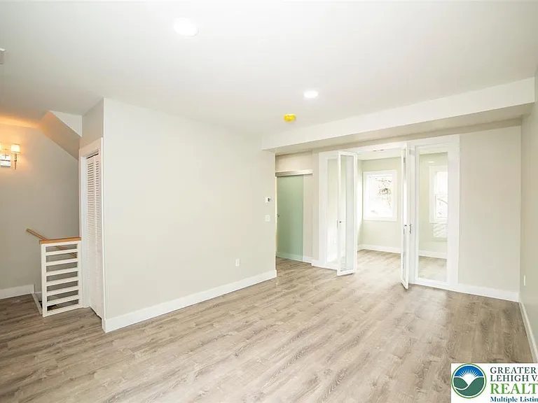 517 Ferry St #2 — Photo 7