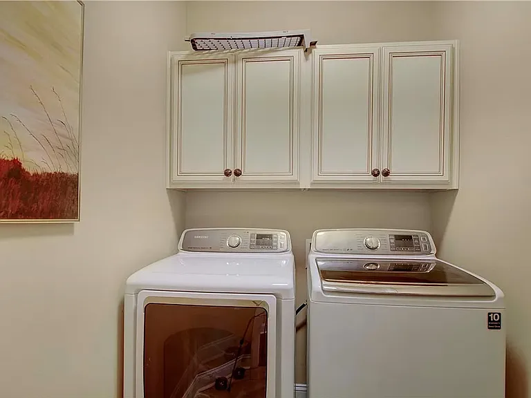 404 Reserve Ln — Photo 19