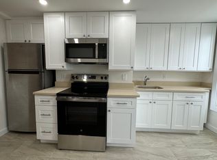 56-10 61st St #3L, Maspeth, NY 11378