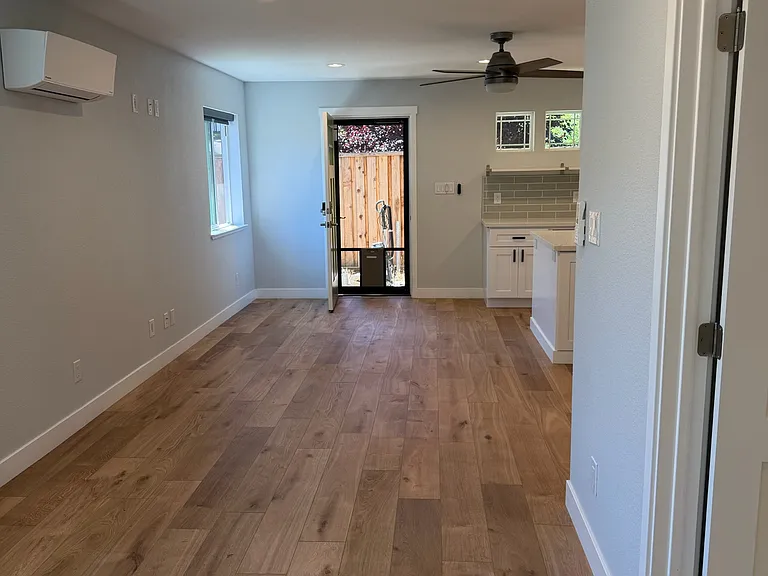 2331 Fairfield Ave #B — Photo 17
