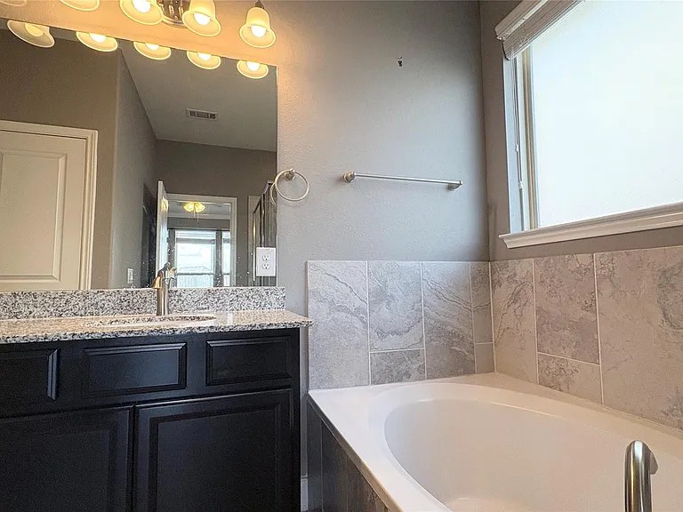 5030 Rue Dela Croix Dr — Photo 15