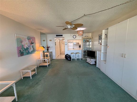 3rd image of 4550 Cove Cir APT 1205