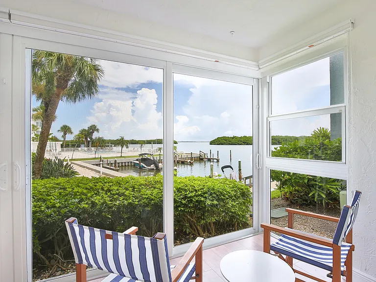 Amazing spot for morning coffee. Frequent dolphins and manatee visits are easily seen.
