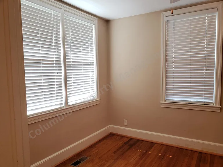 420 Bonham Rd — Photo 7